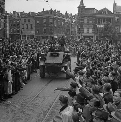 liberation crowd in Utrecht